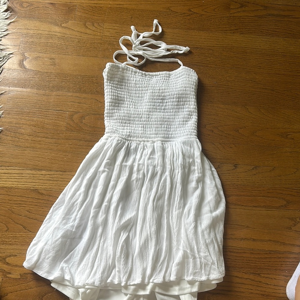 LOVELY DAY White Sleeveless Dress